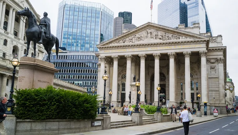 UK Finance Daily: Inflation Rises, Car Loan Scandal, Investment Push