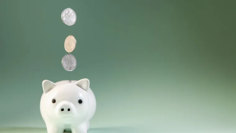 UK Finance Daily: Pension Tax Changes & Economic Uncertainty Ahead